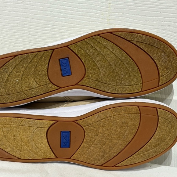 Like new Keds Beige/Tan Lace-Up Sneakers - Picture 6 of 7